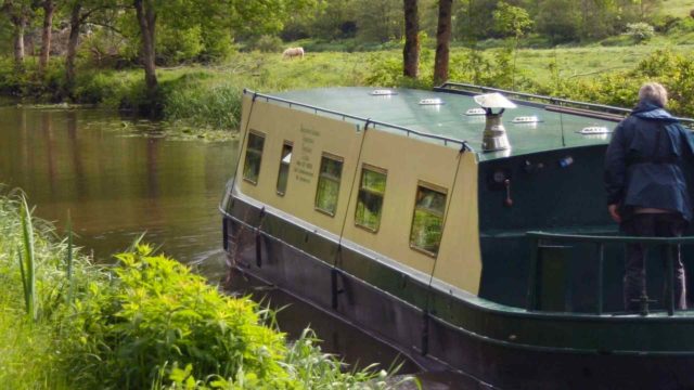 midlands-park-hotel-attractions-barrowline-cruisers-2