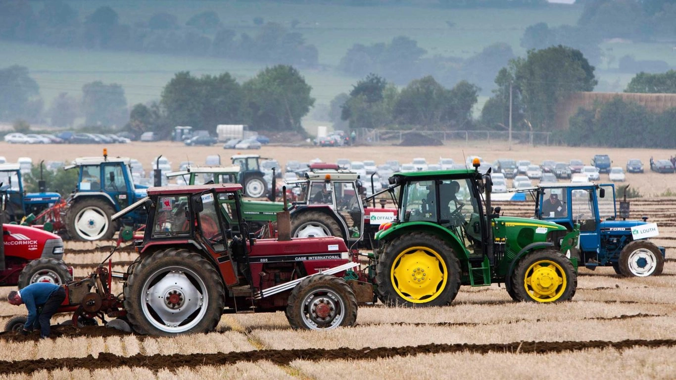 midlands-park-hotel-attractions-ploughing