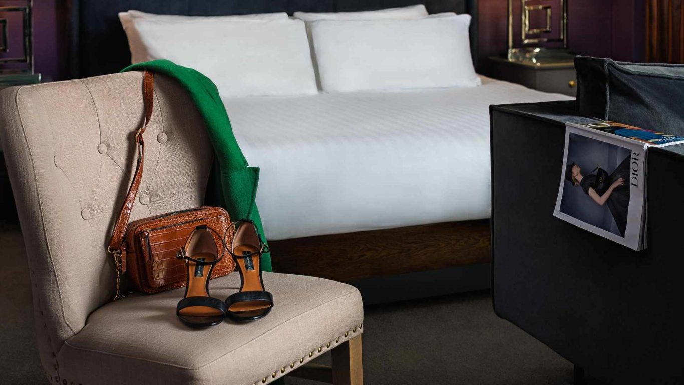 midlands-park-hotel-bedroom-flatlay-1