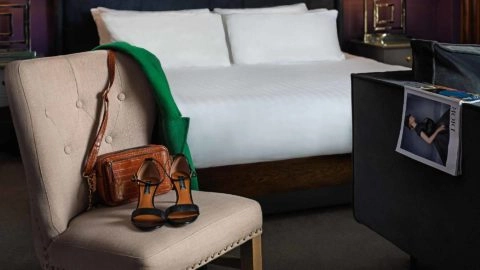 midlands-park-hotel-bedroom-flatlay-1