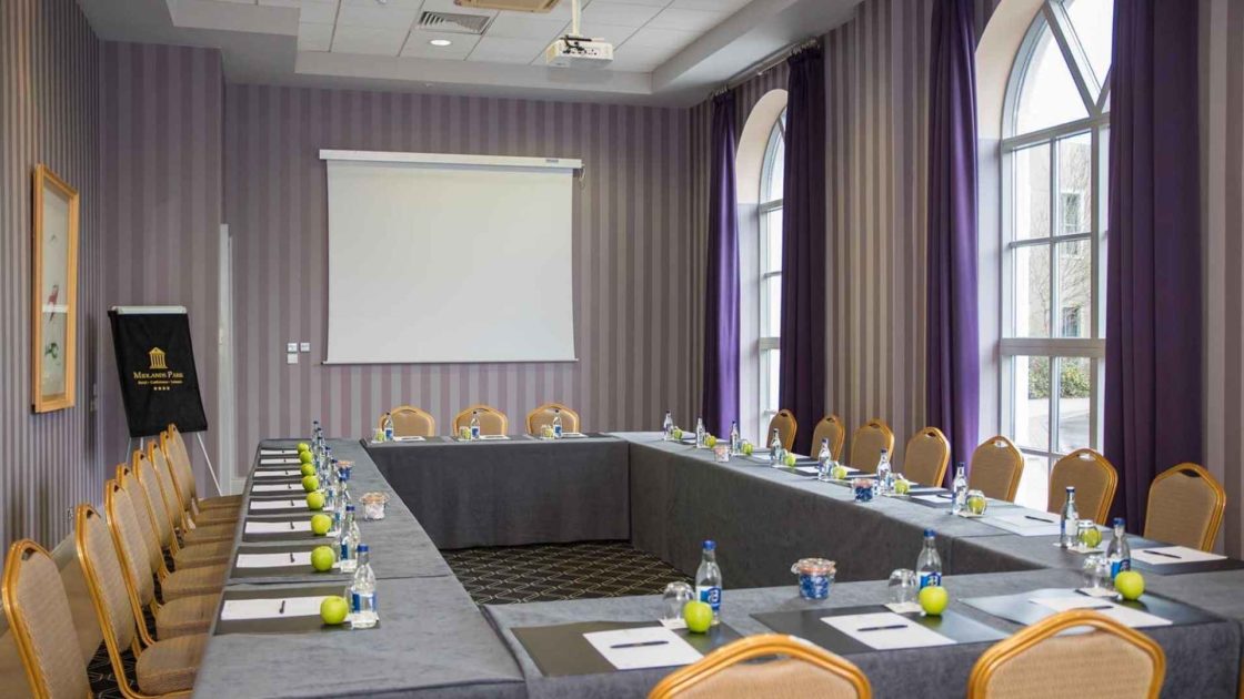 midlands-park-hotel-conference-setting-5