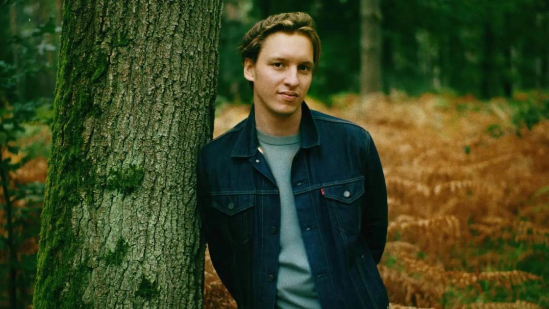 George Ezra