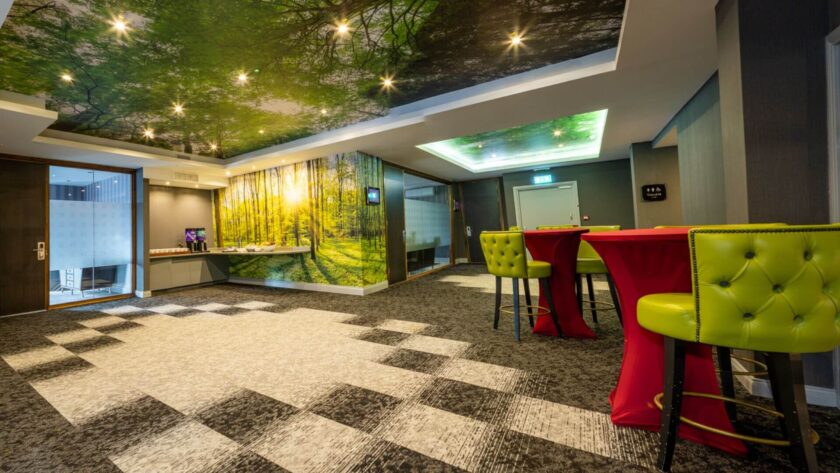 Meeting Hallway Area Midlands