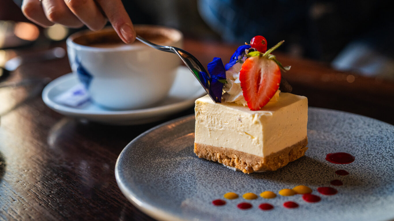 Dessert-at-Charter-Bar-&-Eatery